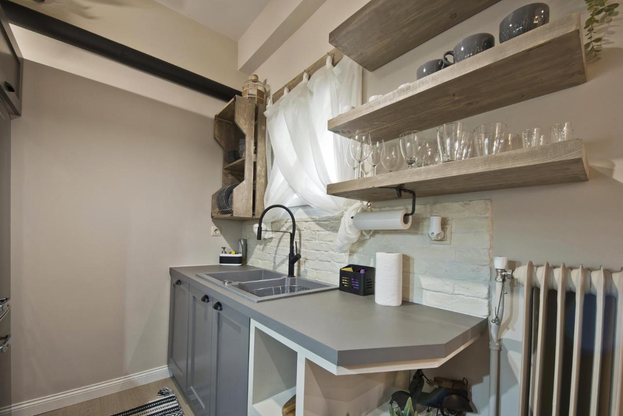 Stylish Apartment At Pagrati Athens Ngoại thất bức ảnh