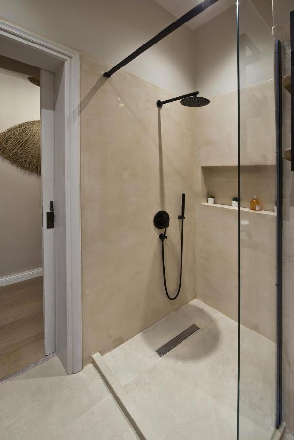 Stylish Apartment At Pagrati Athens Ngoại thất bức ảnh